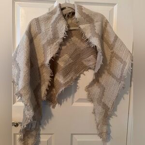 Aritzia Cream and Tan wool scarf